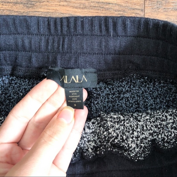 Alala • Retreat sweatpants joggers charcoal boucle knit pull on pants blue grey - Picture 5 of 12